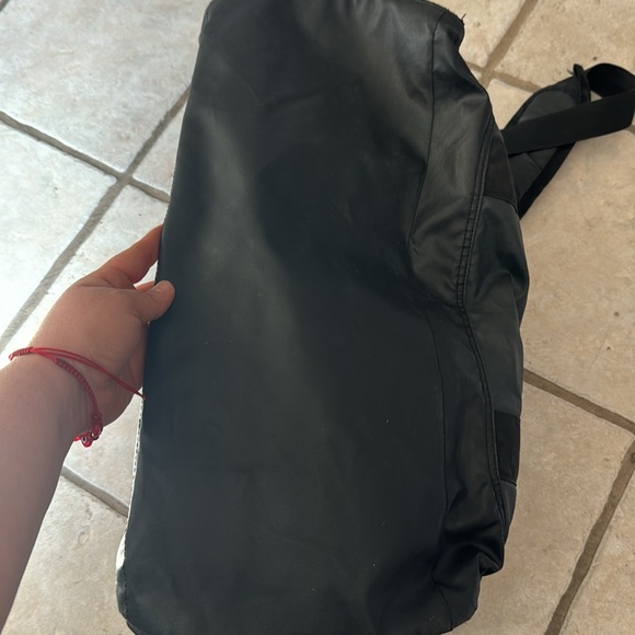 Nike Large Duffel Bag Black Yellow - Picture 2 of 4